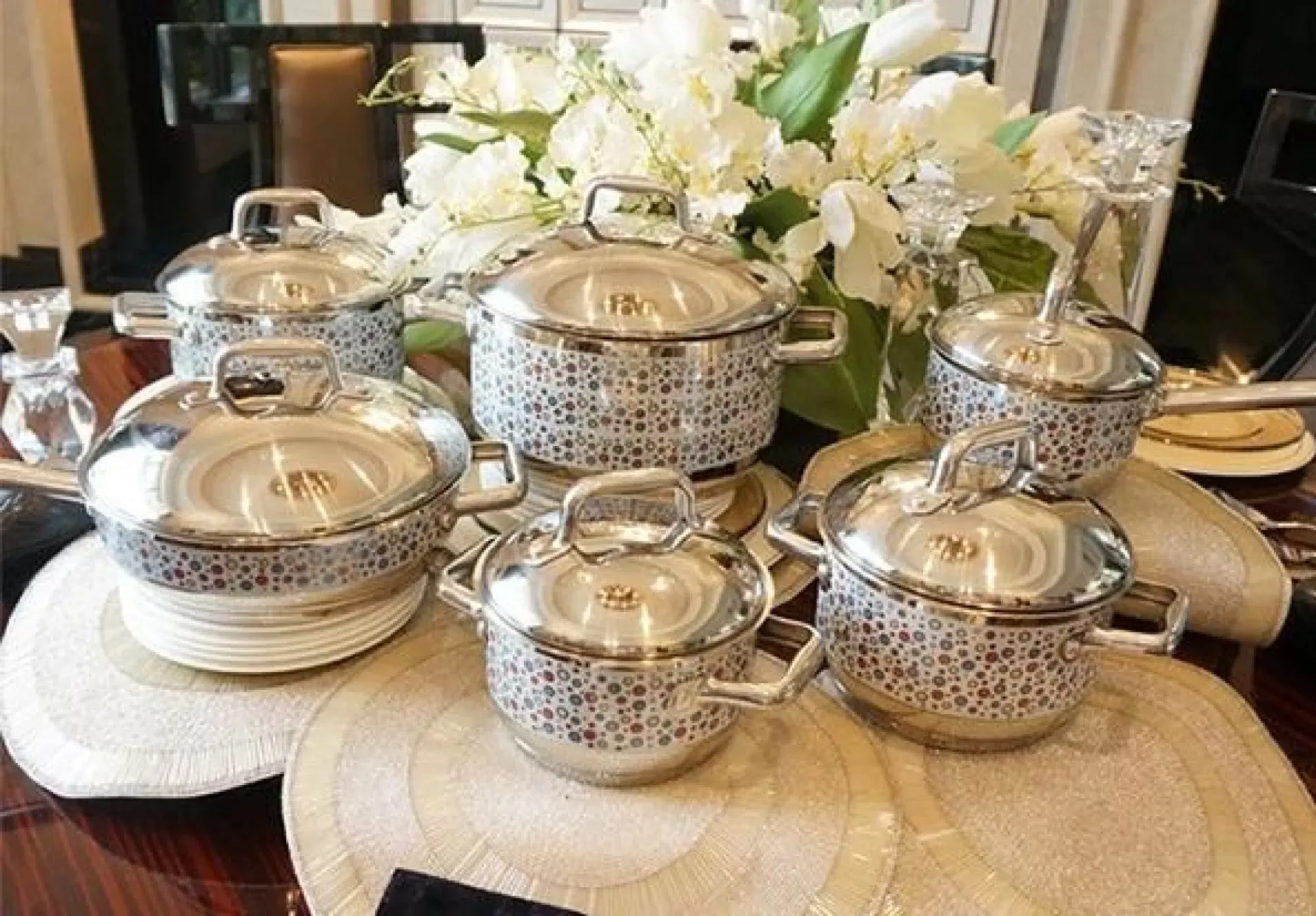 12PCS Stylish Cookware Set For Kitchen Decor & Convenience
