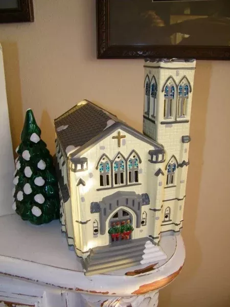 50199 Department 56 Dept Snow Village Cathedral w/ Box 5110