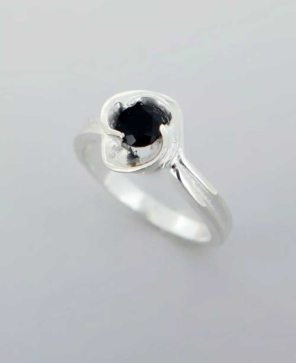 Black Onyx and Sterling Silver Floral Ring