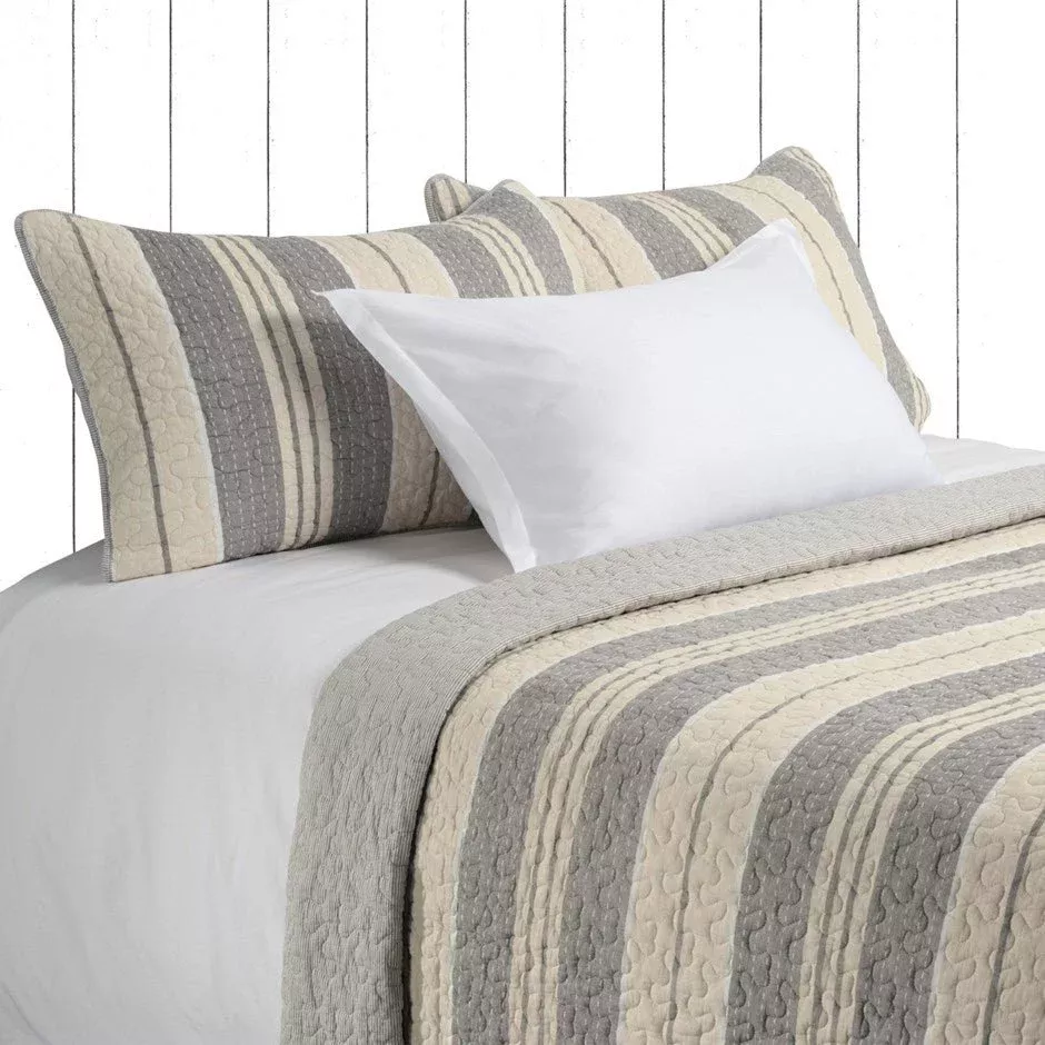 Boddy Quilt Set