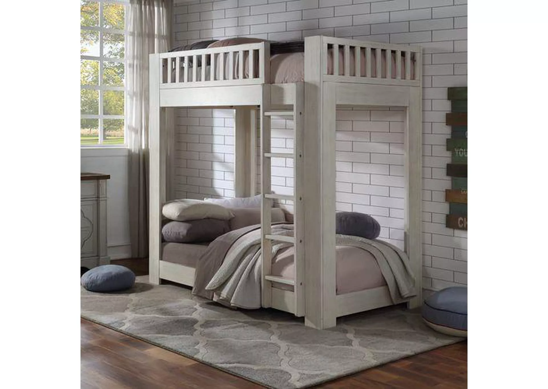 Cedro Twin-Twin Bunk Bed