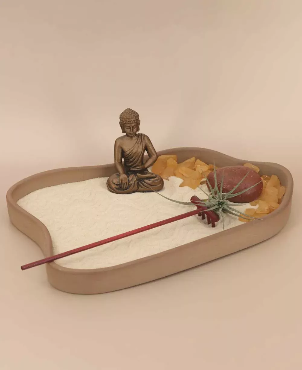 Desert-Inspired Meditation Zen Garden