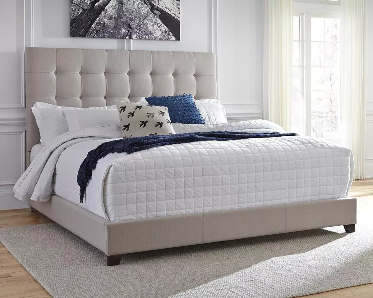 DolanteUpholstered Bed
