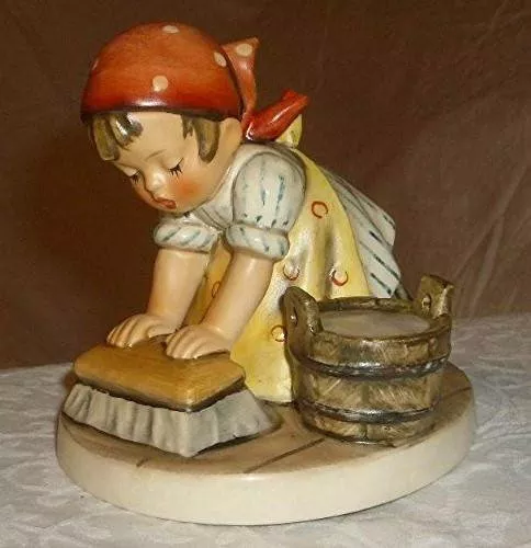 Hummel "Big House Cleaning" #363