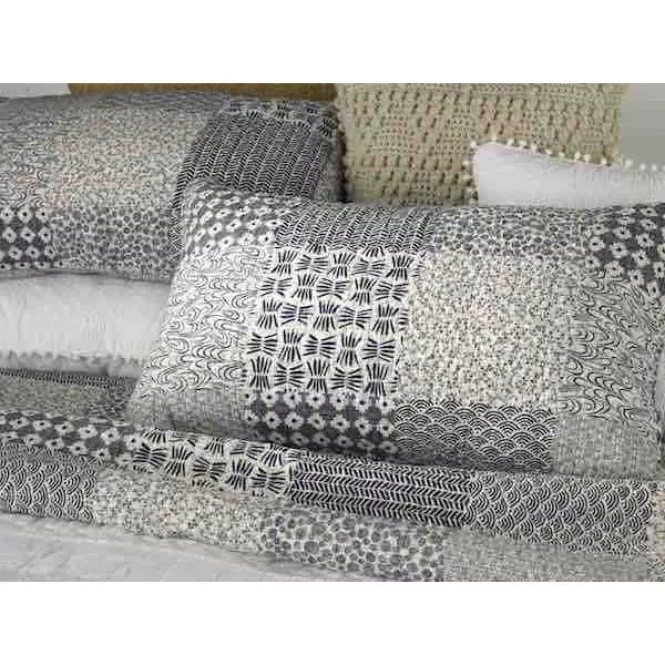 Jane Queen Quilt Set