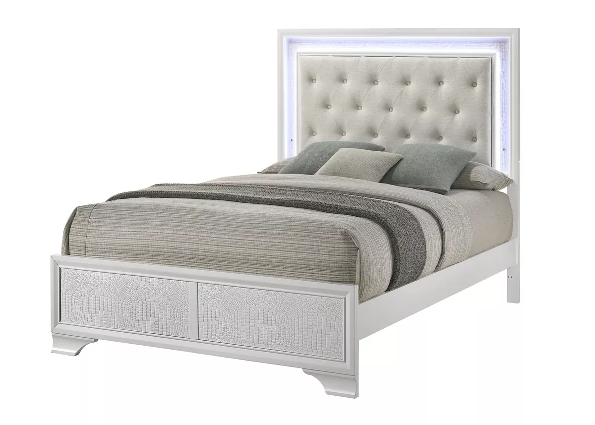 Lyssa Upholstered Panel Bed