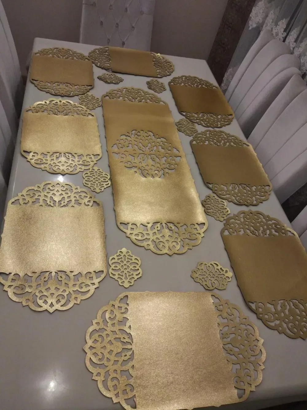 Motifs Velvet Geometric Patterned Table Runner Set