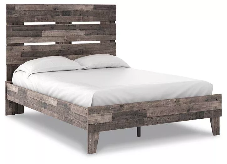 Neilsville Full Panel Bed