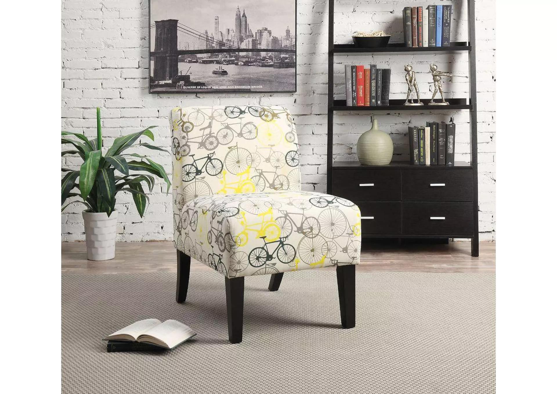 Ollano Accent Chair