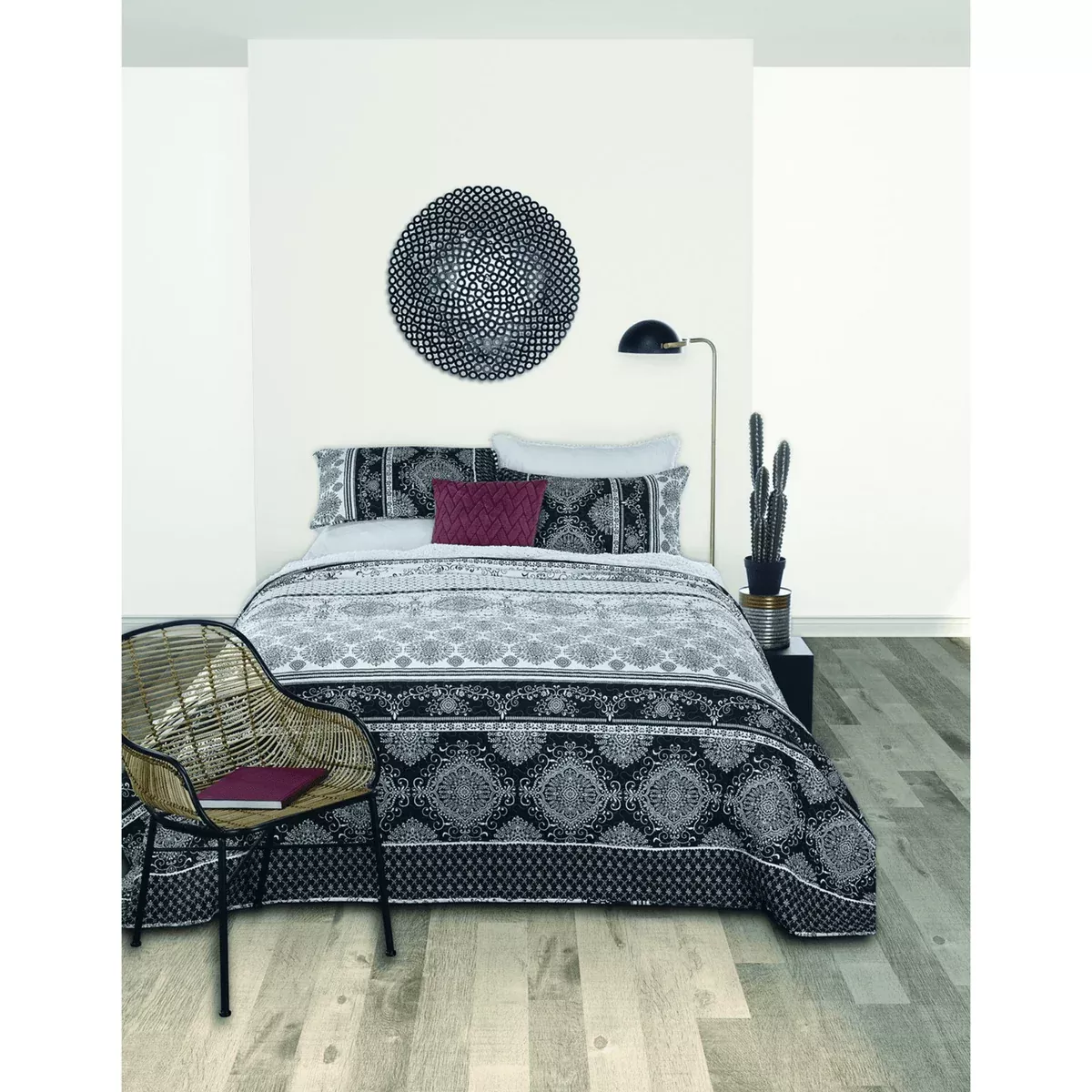 Onyx Quilt Set