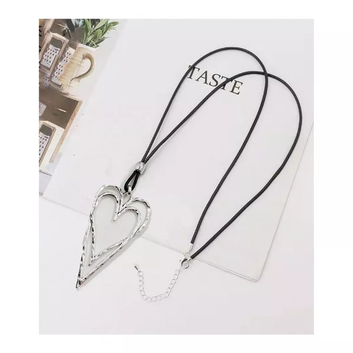 Rope Necklace With Heart Pendants