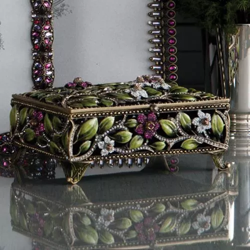Sophie Box by Olivia Riegel