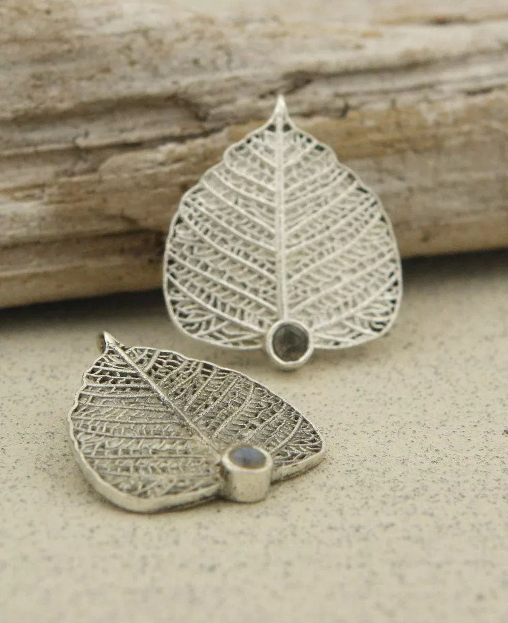 Textured Bodhi Leaf Pendant, Sterling Silver with Labradorite