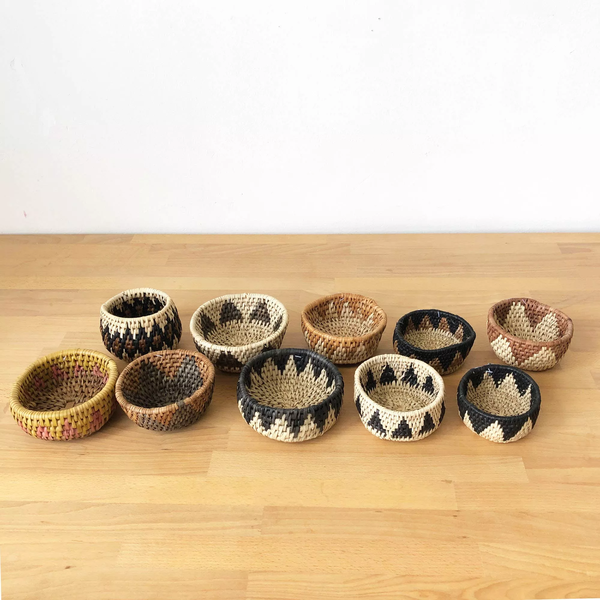 Zulu Mini Bowl 3.5- 5" (Assorted)-Amsha